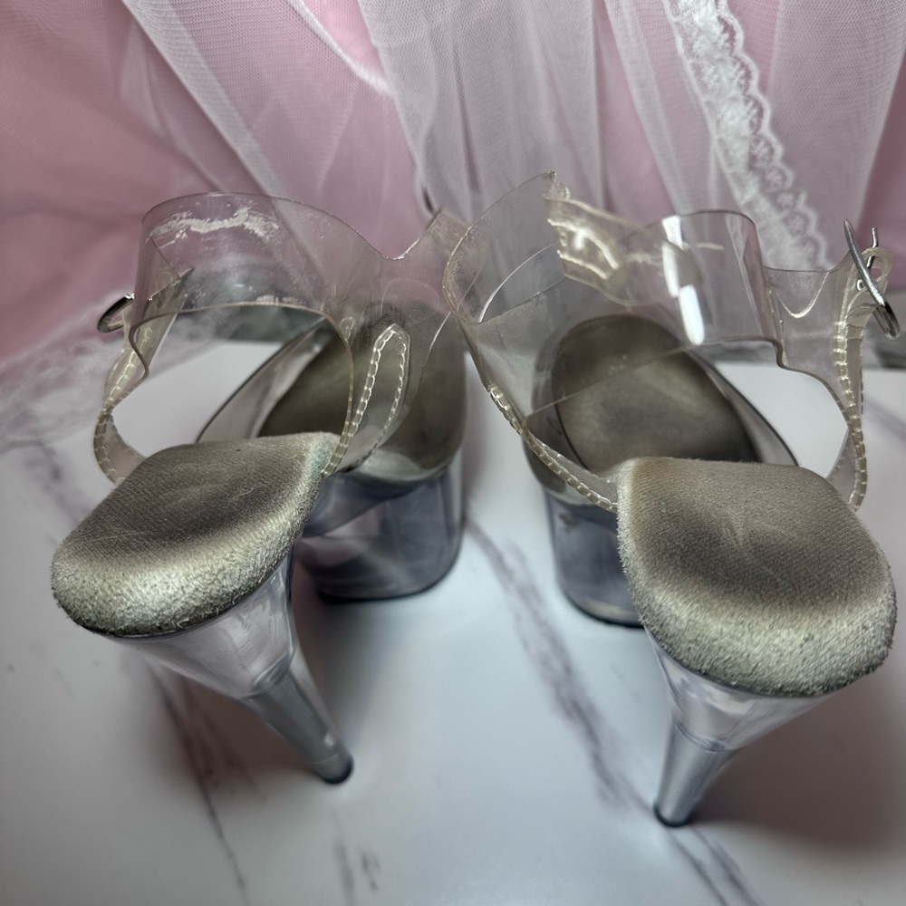 Well worn Pleasers - Picture 7 of 7